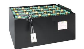 Forklift traction battery